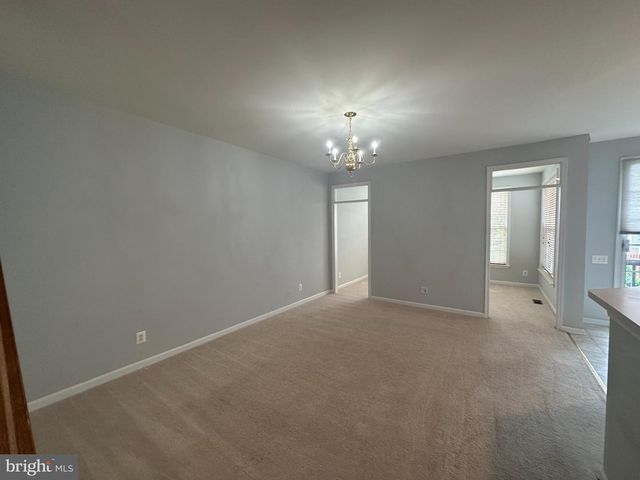 45760 SMOKETREE TER, Sterling, VA 20166