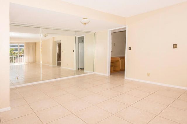 3575 S Ocean Boulevard 408, South Palm Beach, FL 33480