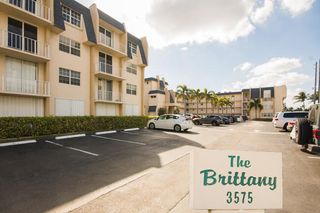 3575 S Ocean Boulevard 408, South Palm Beach, FL 33480