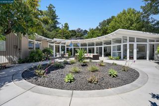 100 El Toyonal, Orinda, CA 94563