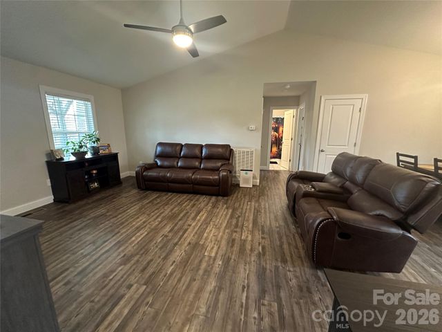 192 Crestwood Loop, Taylorsville, NC 28681