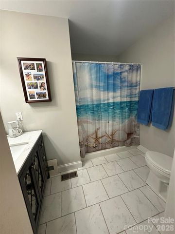 192 Crestwood Loop, Taylorsville, NC 28681