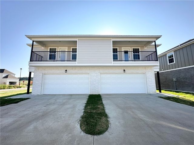 779 S Amarillo Road 1 &2, Fayetteville, AR 72704