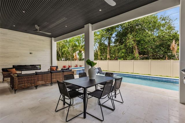 525 S LAKEMONT AVENUE, Winter Park, FL 32792