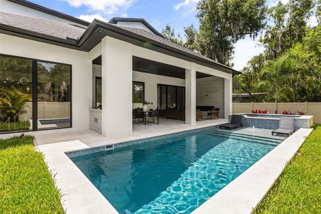 525 S LAKEMONT AVENUE, Winter Park, FL 32792