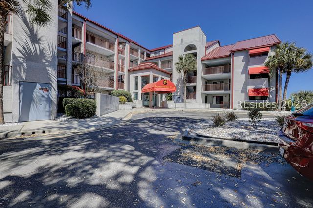 100 Helmsman Way Apt 101, Hilton Head Island, SC 29928