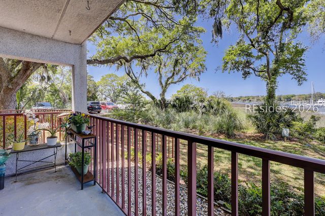 100 Helmsman Way Apt 101, Hilton Head Island, SC 29928