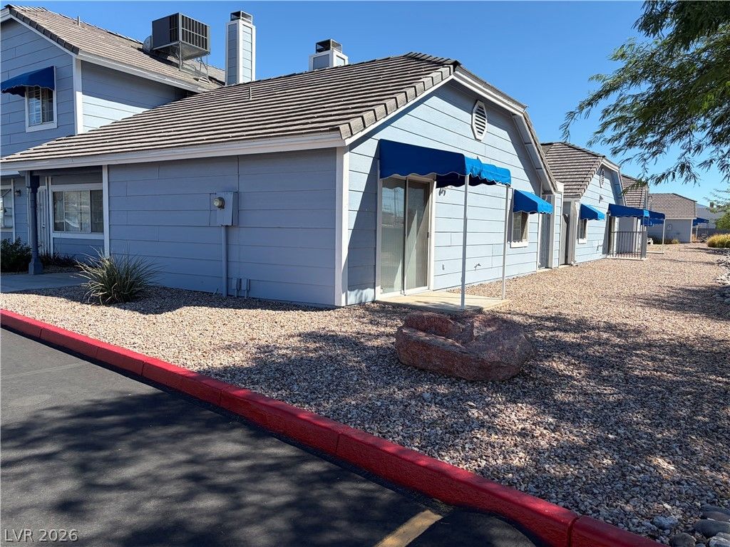 5355 Angler Circle 104, Las Vegas, NV 89122 — photo 3