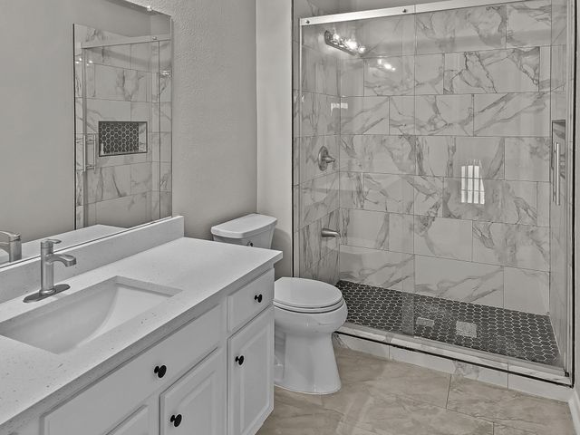 8001 Twin Oaks Drive, Mckinney, TX 75070