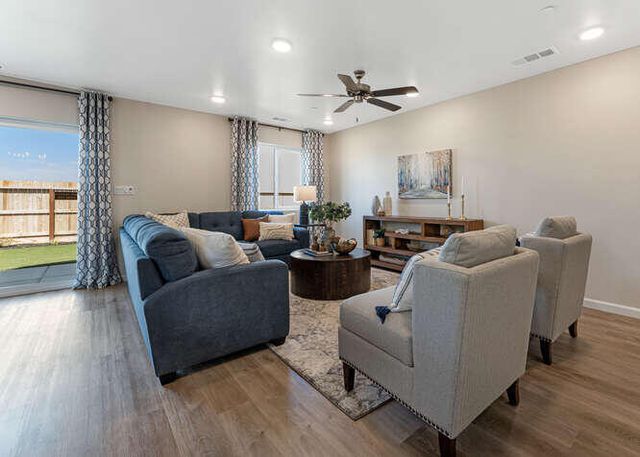 7031 W Wren Avenue, Visalia, CA 93291