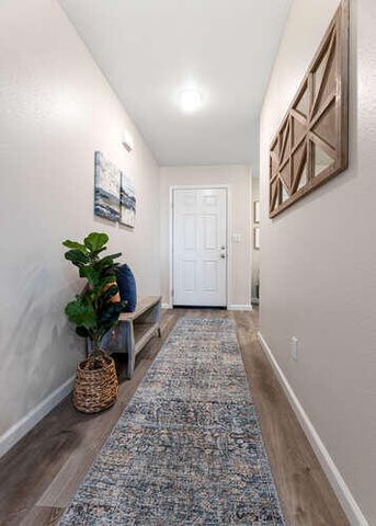 7031 W Wren Avenue, Visalia, CA 93291