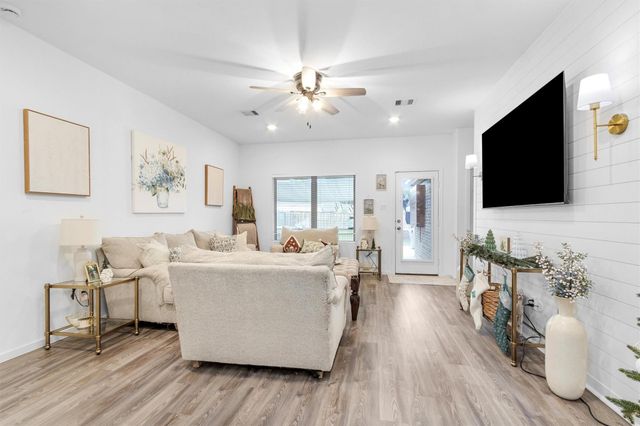 8217 Boundary Waters Drive, Porter, TX 77365