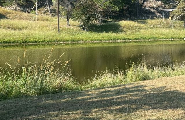 204 N Aqua Vista Dr, Kerrville, TX 78028