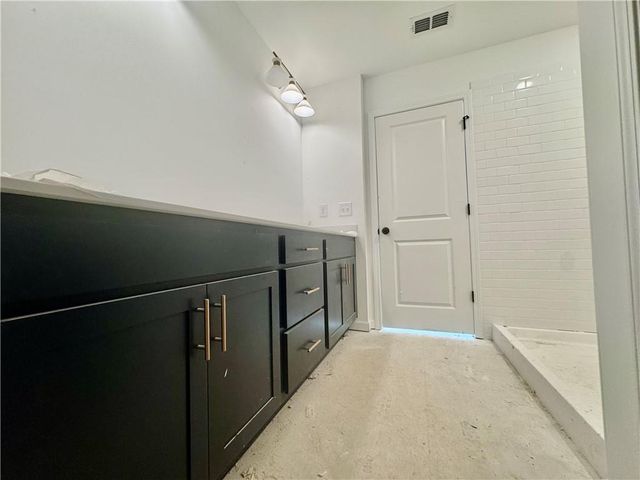 5440 Hargrove Way, Flowery Branch, GA 30542