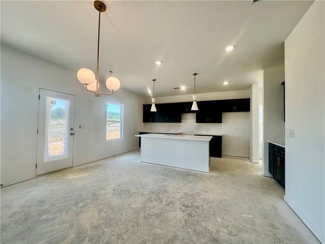 5440 Hargrove Way, Flowery Branch, GA 30542