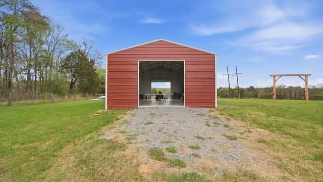 406 Haven Creek Lane, Chickamauga, GA 30707