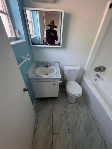 5192 NE 6TH Avenue 805, Oakland Park, FL 33334