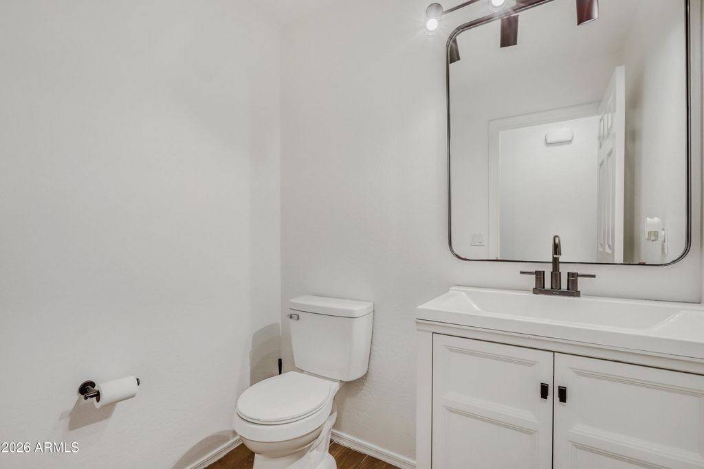 Image 14 of property listing at 8668 S 254TH Drive, Buckeye, AZ 85326