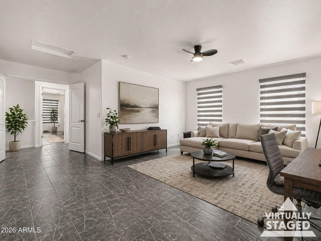 Image 30 of property listing at 8668 S 254TH Drive, Buckeye, AZ 85326