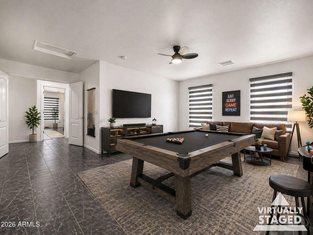 Image 31 of property listing at 8668 S 254TH Drive, Buckeye, AZ 85326