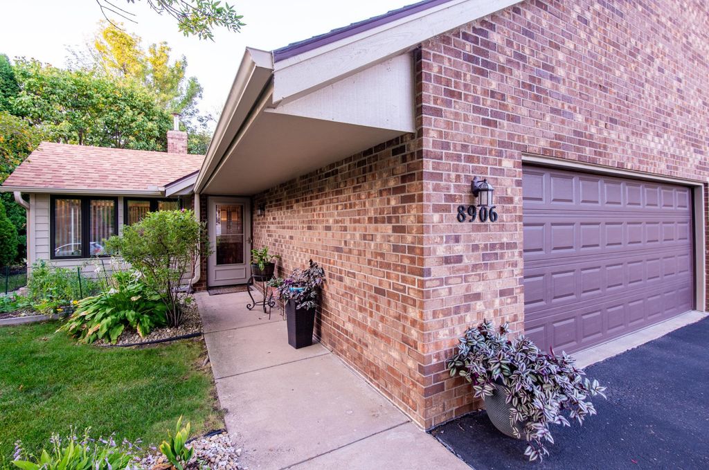 8906 Montegue Terrace, Brooklyn Park, MN 55443 — photo 3