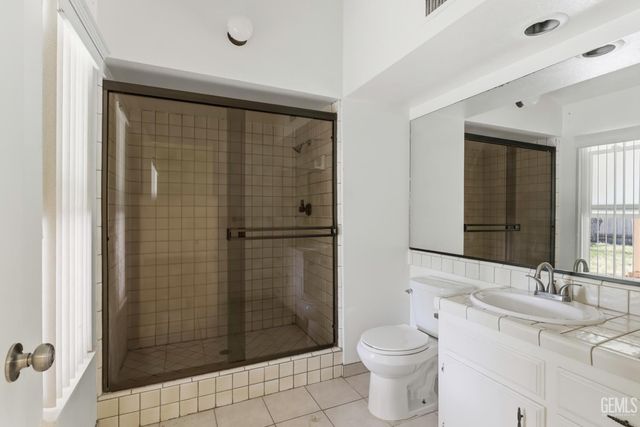 3712 Sonoita Drive, Bakersfield, CA 93309