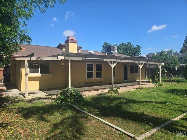 3712 Sonoita Drive, Bakersfield, CA 93309