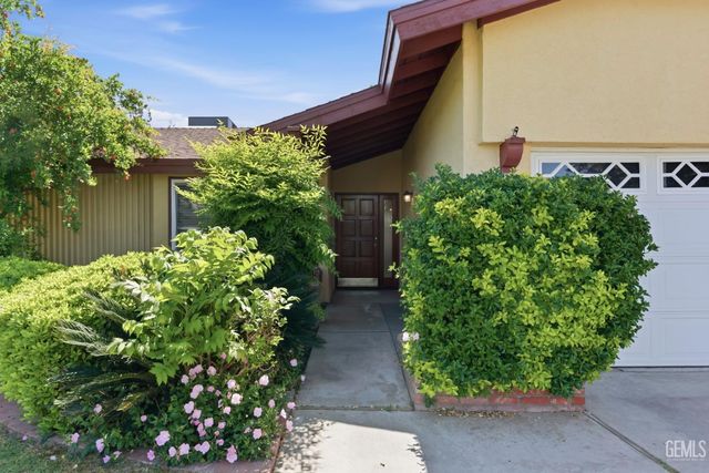 3712 Sonoita Drive, Bakersfield, CA 93309