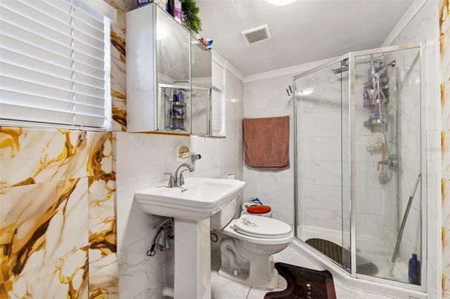 3030 W FRIERSON AVENUE, Tampa, FL 33614