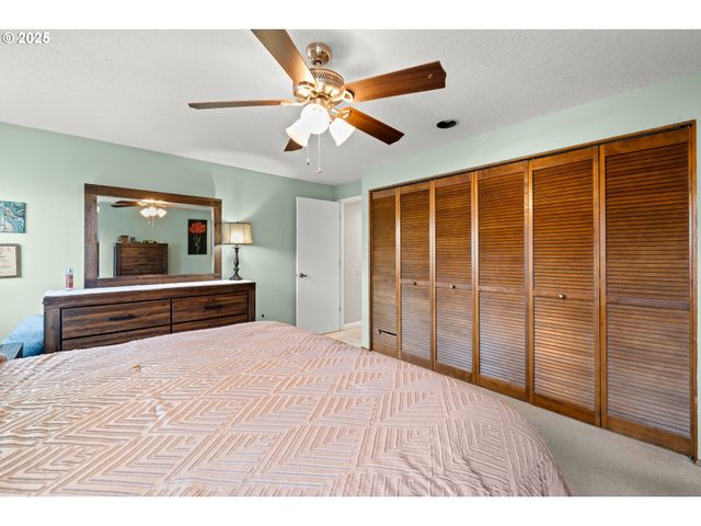 2246 Ne 153RD Ave, Portland, OR 97230