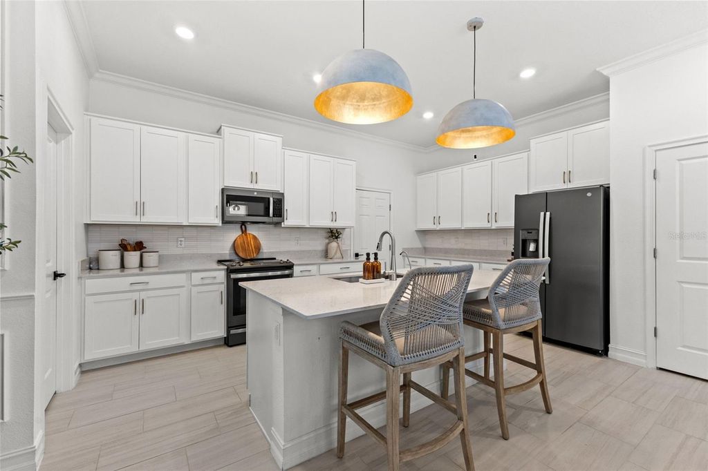 Image 13 of property listing at 7706 S JUANITA STREET, Tampa, FL 33616