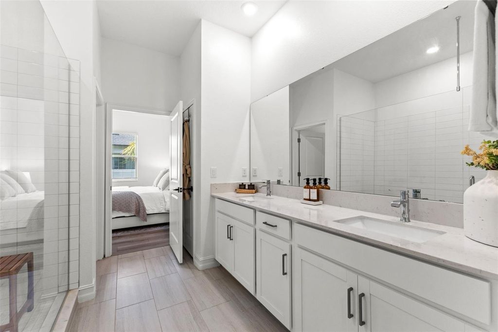 Image 22 of property listing at 7706 S JUANITA STREET, Tampa, FL 33616