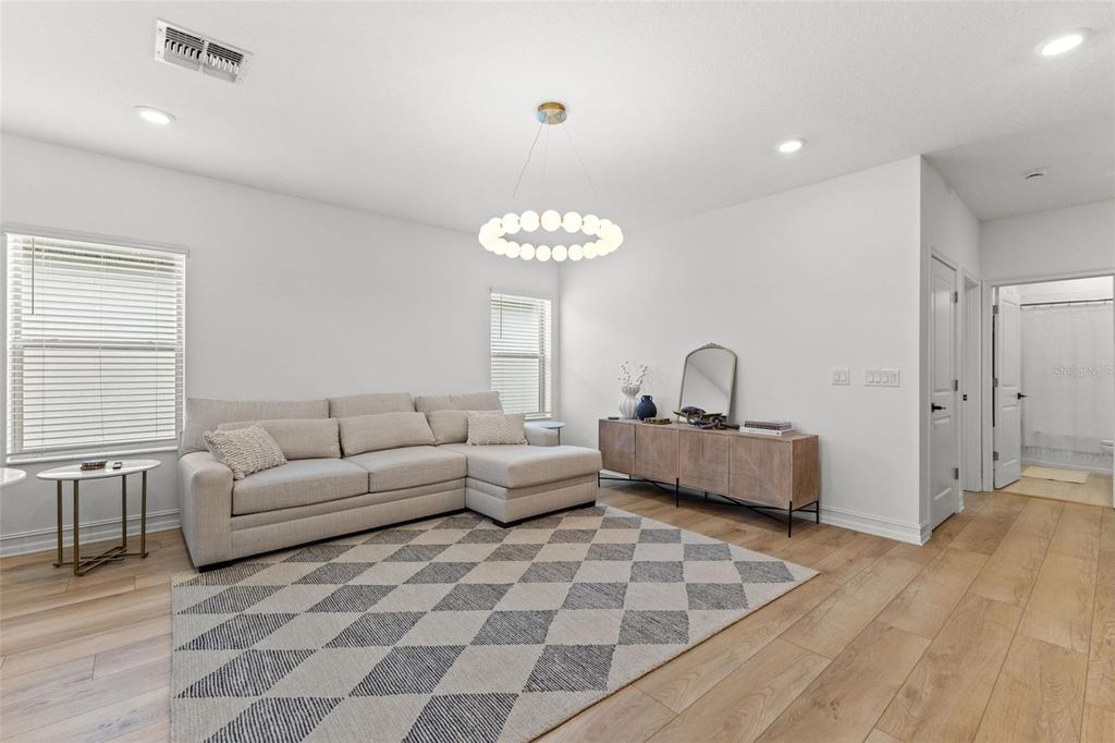 Image 26 of property listing at 7706 S JUANITA STREET, Tampa, FL 33616