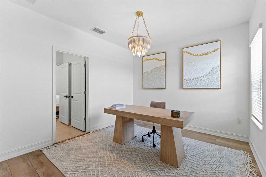 Image 32 of property listing at 7706 S JUANITA STREET, Tampa, FL 33616