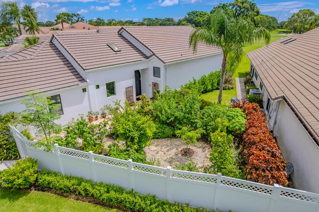 12836 Touchstone Place, Palm Beach Gardens, FL 33418