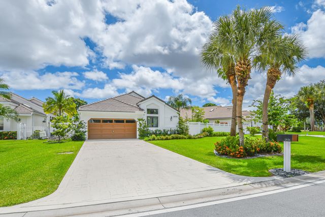 12836 Touchstone Place, Palm Beach Gardens, FL 33418