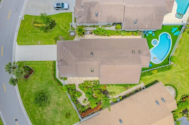 12836 Touchstone Place, Palm Beach Gardens, FL 33418