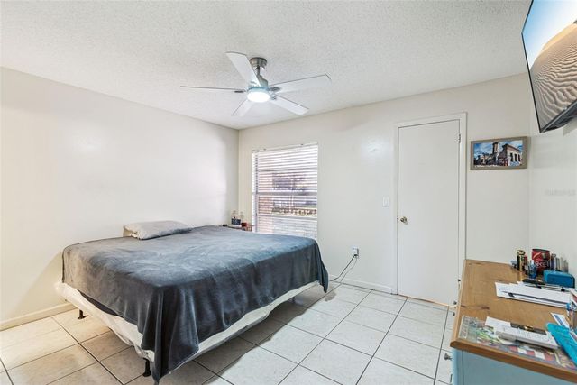 1000 MANCHA REAL DRIVE, Orlando, FL 32807