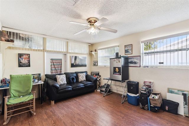 1000 MANCHA REAL DRIVE, Orlando, FL 32807