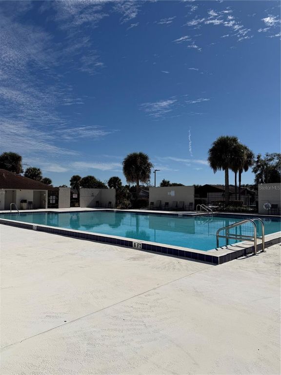 Image 21 of property listing at 1000 MANCHA REAL DRIVE, Orlando, FL 32807