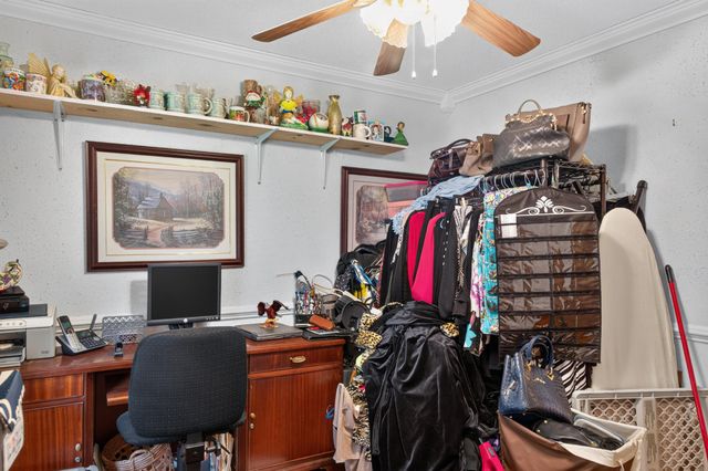 17 Loach Drive, Rossville, GA 30741