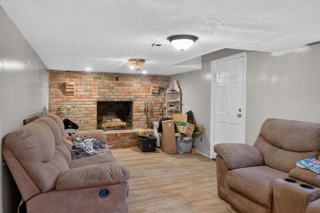 17 Loach Drive, Rossville, GA 30741
