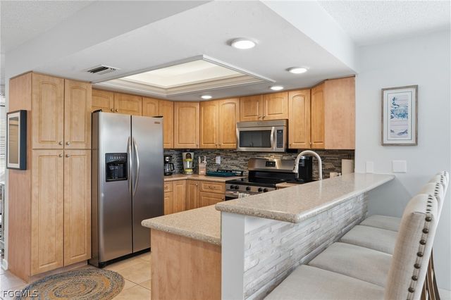 118 SE 44th TER, Cape Coral, FL 33904