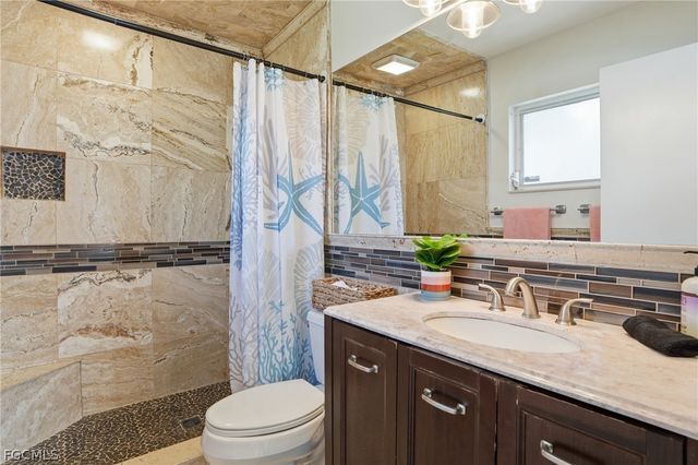 118 SE 44th TER, Cape Coral, FL 33904