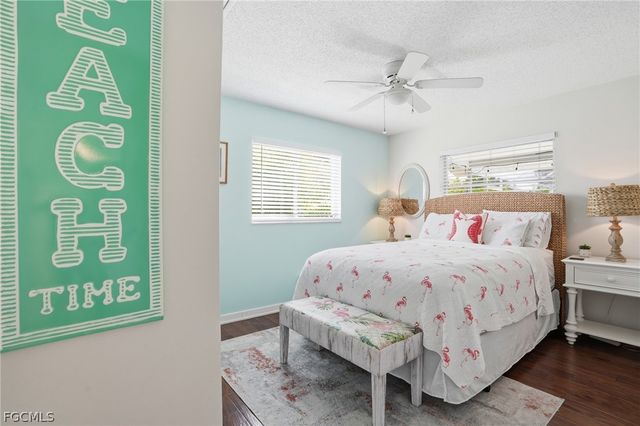 118 SE 44th TER, Cape Coral, FL 33904