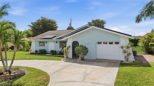 118 SE 44th TER, Cape Coral, FL 33904