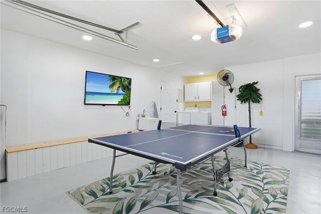 118 SE 44th TER, Cape Coral, FL 33904