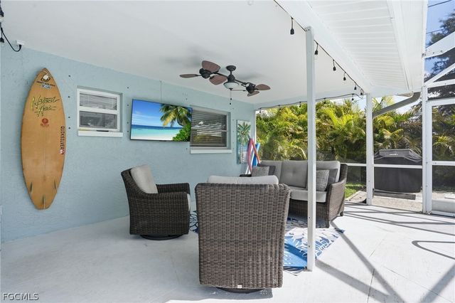 118 SE 44th TER, Cape Coral, FL 33904