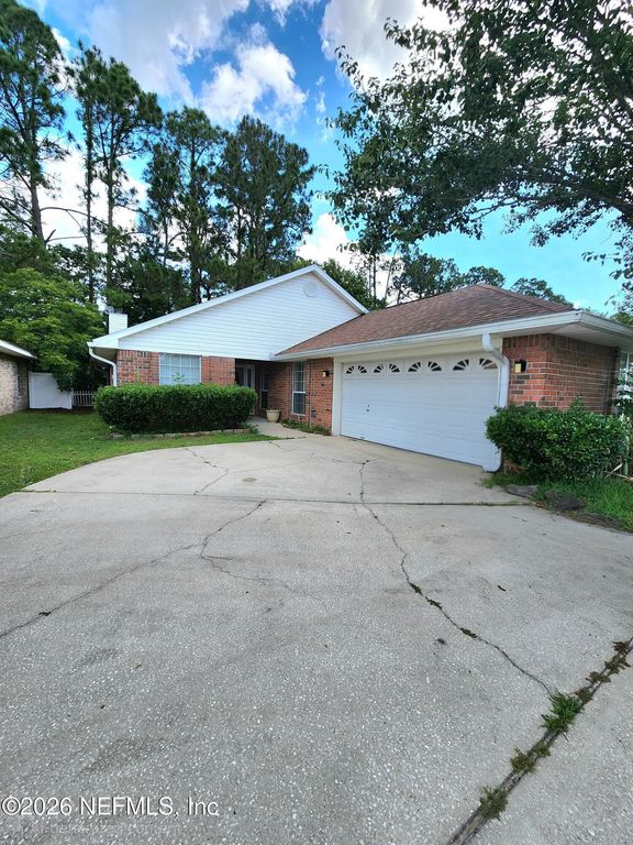 7485 CLIFF COTTAGE Drive, Jacksonville, FL 32244
