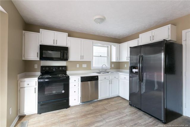 1824 Geiberger Drive, Fayetteville, NC 28303